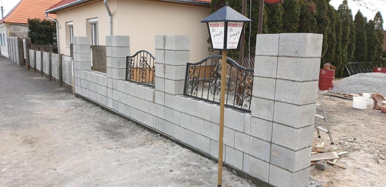Feherlo Vendeghaz & Restaurant Bük Dış mekan fotoğraf