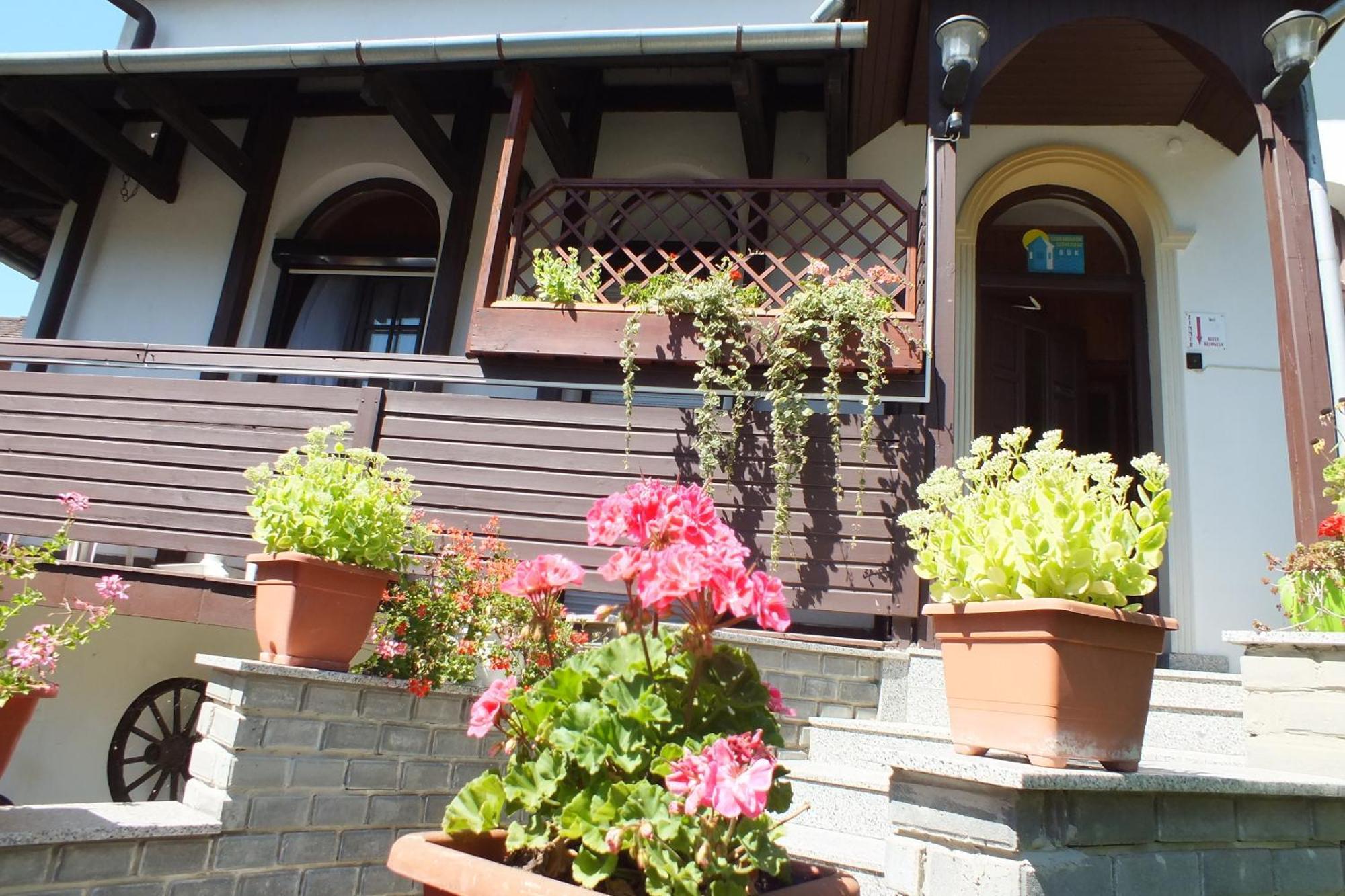 Feherlo Vendeghaz & Restaurant Bük Dış mekan fotoğraf
