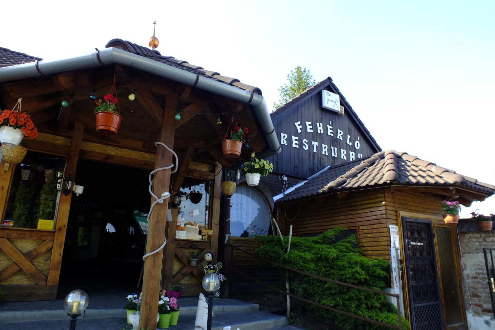 Feherlo Vendeghaz & Restaurant Bük Dış mekan fotoğraf