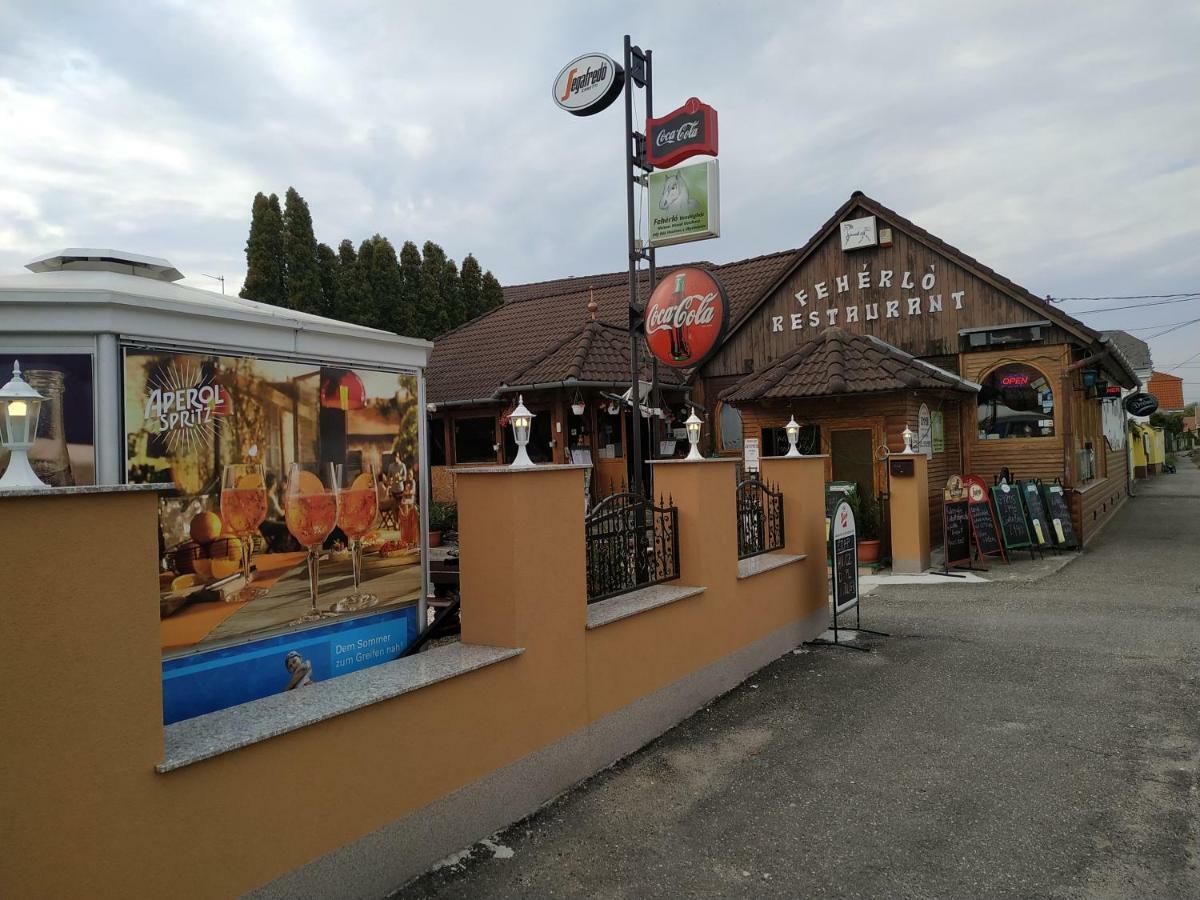 Feherlo Vendeghaz & Restaurant Bük Dış mekan fotoğraf